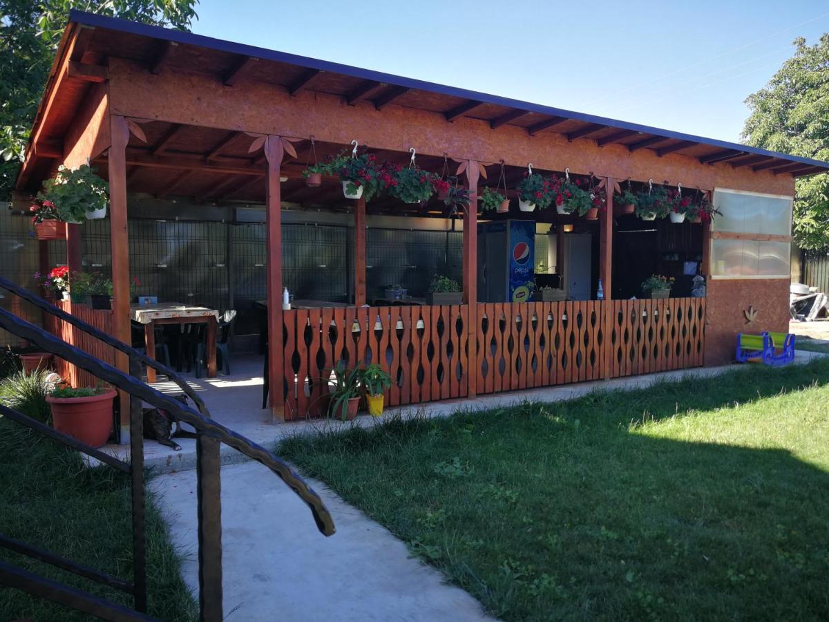 Vila Baciu Hotel Tuzla Exterior foto